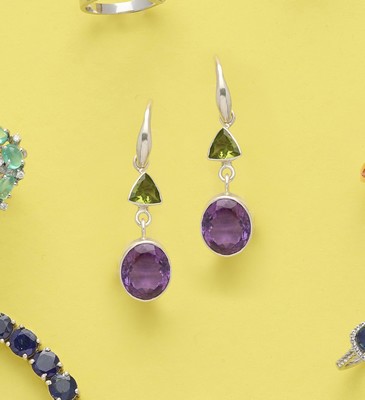 PAIRE DE BOUCLES D'OREILLES en argent (925)...