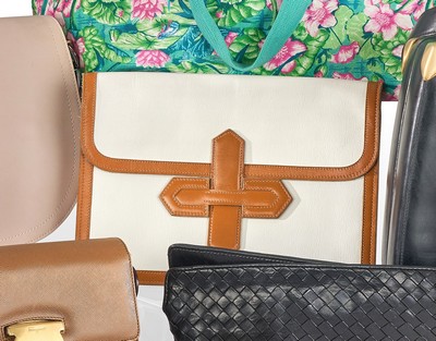 CHRISTIAN DIOR