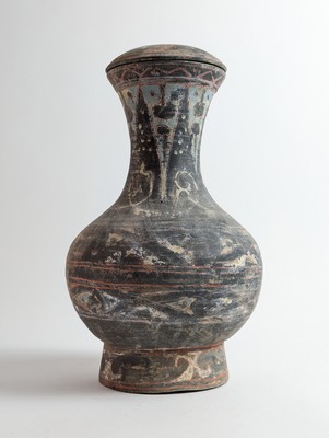 VASE BALUSTRE couvert en terre cuite émaillé...