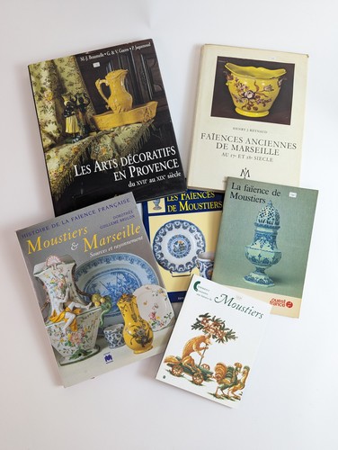 [PROVENCE - MARSEILLE - MOUSTIERS] - 6 ouvrages...