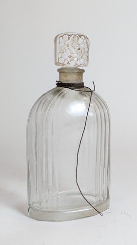 DANS LE GOÛT DE LALIQUE