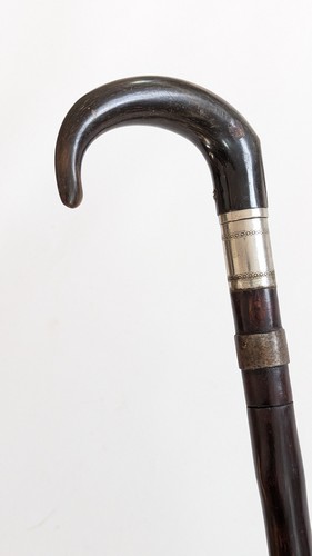 CANNE-FUSIL en bois teinté à système une...