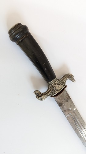 DAGUE DE VENERIE
