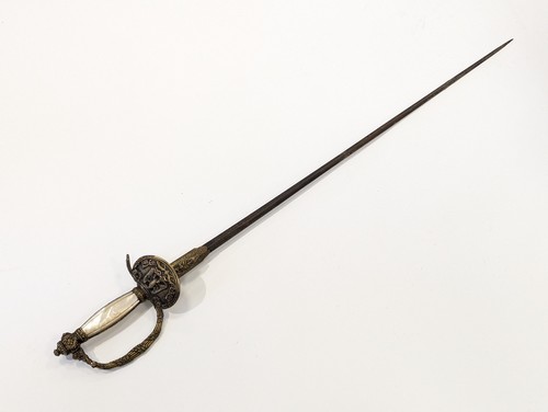 EPEE DE COUR.