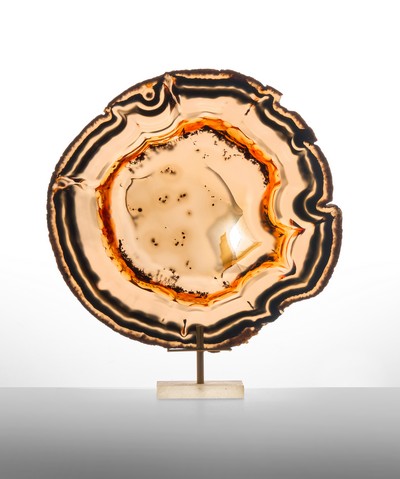 TRANCHE D'AGATE teintée sur socle.