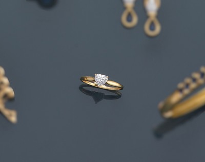 BAGUE en or (750) de forme coeur en pavage...