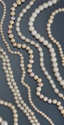 SAUTOIR DE PERLES de culture baroques (couleurs...