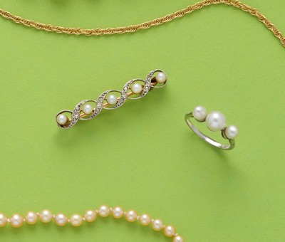 PETITE BROCHE BARRETTE en or jaune et gris...