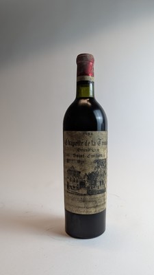 1 Blle CHAPELLE DE LA TRINITÉ, Saint-Émilion,...