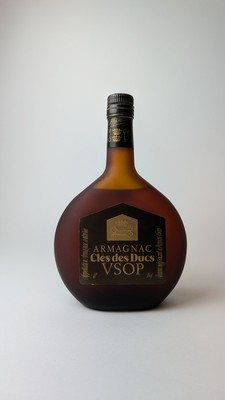 1 Blle ARMAGNAC Clés des Ducs, VSOP, 40°,...