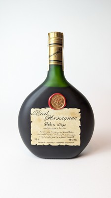 1 Blle VIEIL ARMAGNAC, hors d'âge, mise F....