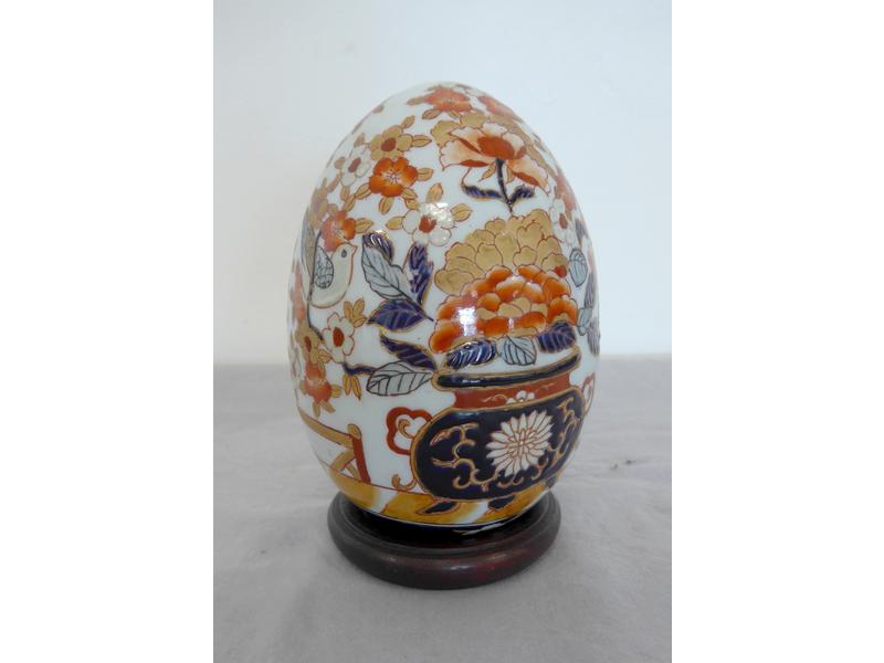 ŒUF en porcelaine à décor Imari de vase ...
