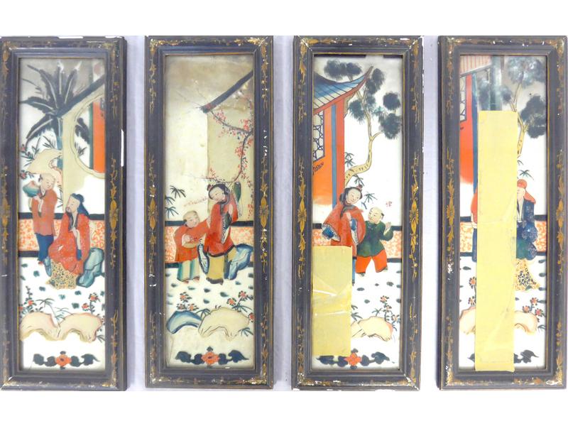 SUITE DE QUATRE FIXES-SOUS-VERRES figurant...