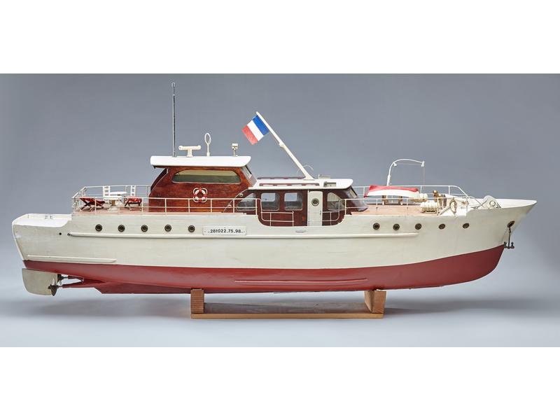 MAQUETTE DE BATEAU BRIGAND PIRIAC en bois...