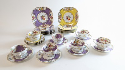 Attribué à LIMOGES, dans le goût de SEVR...