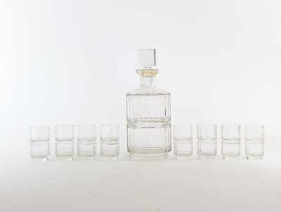 PARTIE DE SERVICE A LIQUEUR en verre moulé...