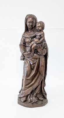 VIERGE A L'ENFANT en chêne monoxyle sculpté...