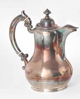 VERSEUSE en argent (950) de forme balustre...