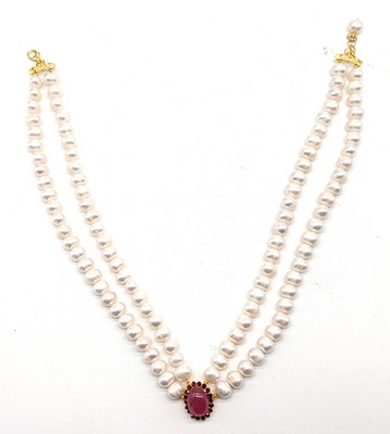 COLLIER à deux rangs de PERLES DE CULTURE...