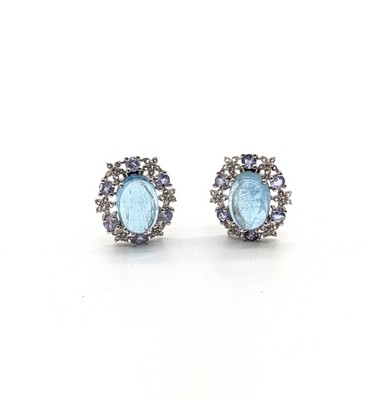 PAIRE DE CLOUS D'OREILLES type marguerite...