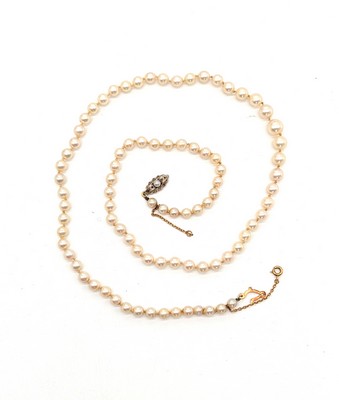 COLLIER PERLES DE CULTURE en chute (5,4 à...