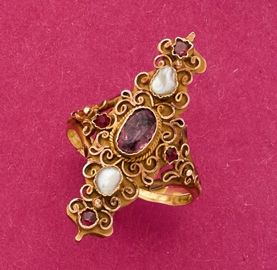 BAGUE navette en or jaune (750) à chaton...