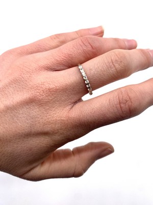 PETITE ALLIANCE américaine en or gris (750)...