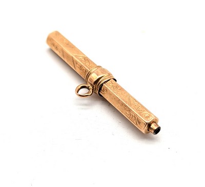 PORTE MINE en or (750) monté en breloque...