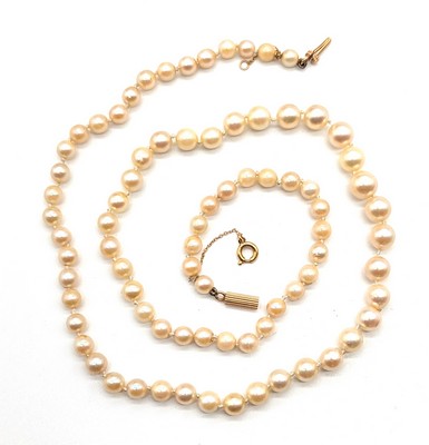 COLLIER DE PERLES DE CULTURE en chute (5,3...