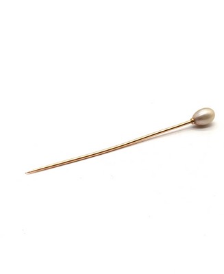 ÉPINGLE A CRAVATE en or (750) sertie d'une...