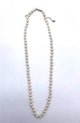 COLLIER DE PERLES DE CULTURE choker, avec...