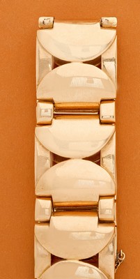 BRACELET souple en or (750) à larges mailles...