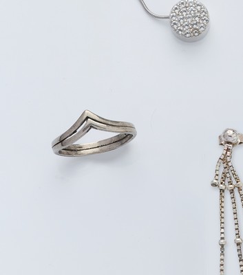 BAGUE DESIGN en argent (925) flèche.