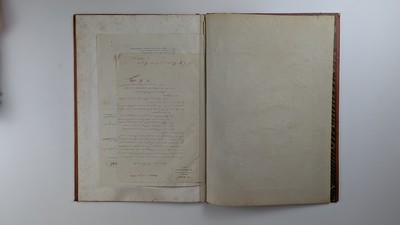 [QUIBERON] - Monument pour les victimes de...