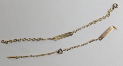 DEUX GOURMETTES en or et argent.