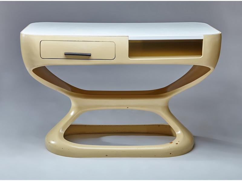 BUREAU en fibre de verre laqué crème ouvrant...