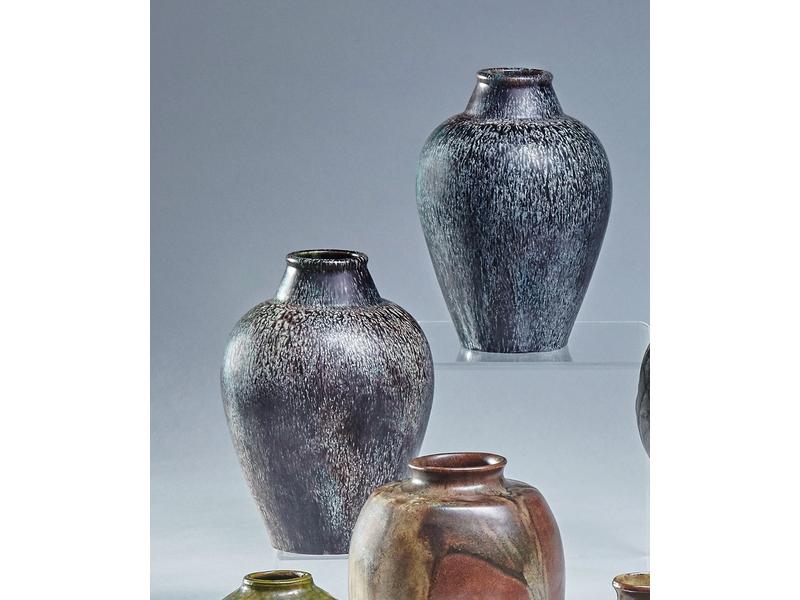 PAIRE DE VASES ovoïdes à petit col en céramique...