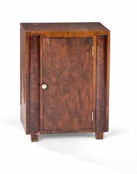 PETIT CHEVET rectangulaire en acajou et placage...