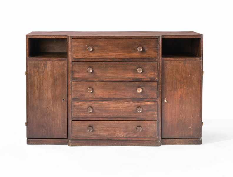 BUFFET rectangulaire à ressaut central, en...