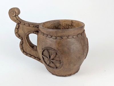 BOL DE BERGER monoxyle à une anse chantournée...