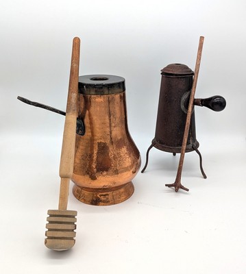 DEUX CHOCOLATIERES, une en cuivre de forme...