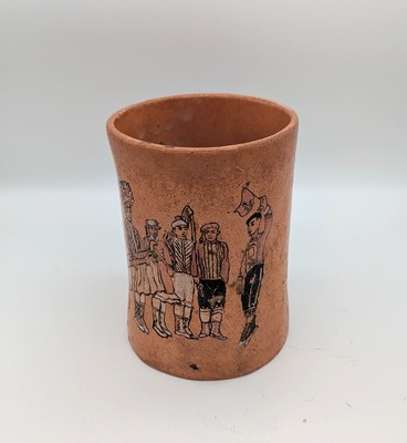 POT cylindrique en terre cuite peint et verni,...