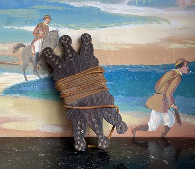 ARGIZAIOLA ou bougie de deuil, en bois chantourné...