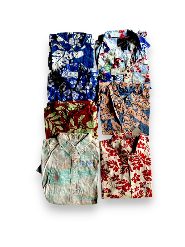 LOT DE SEPT CHEMISES HAWAIIENNES Classiq...
