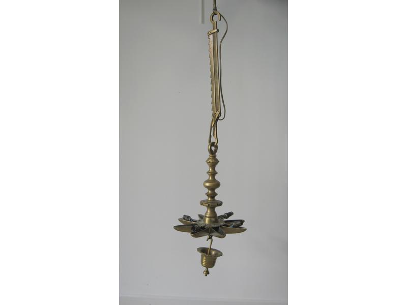 JUDAICA : LAMPE dit de Shabbat en bronze,...