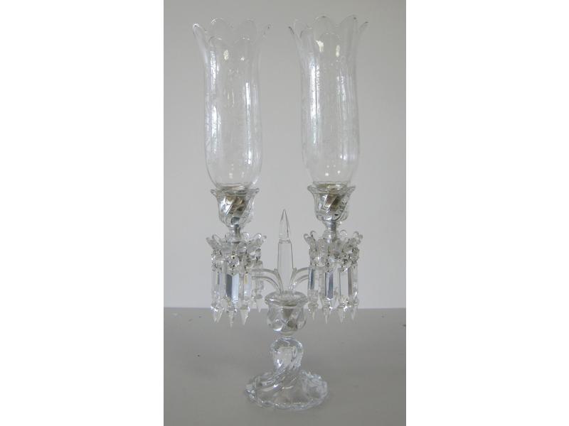 BACCARAT - BOUT DE TABLE en cristal à deux...