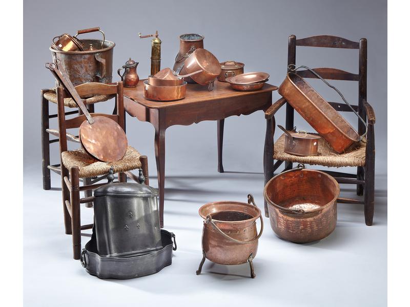 PETITE JARDINIERE à couvercle à charnière...