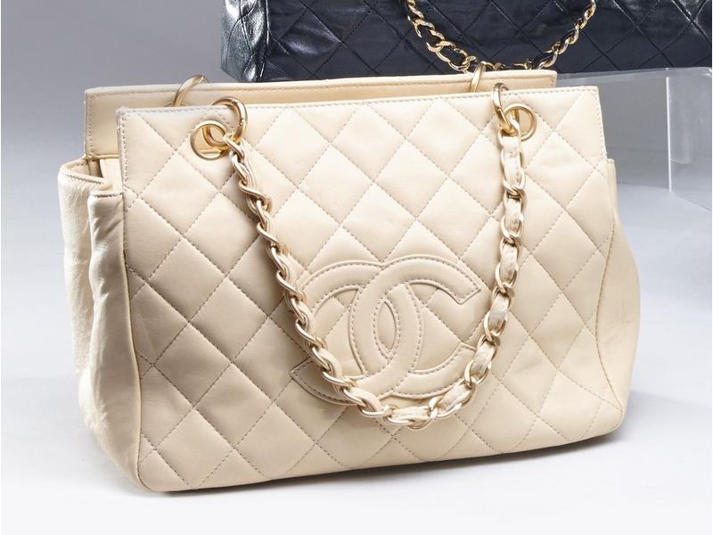 CHANEL, Paris