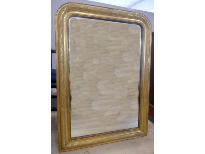 MIROIR de cheminée dans un cadre rectangulaire...