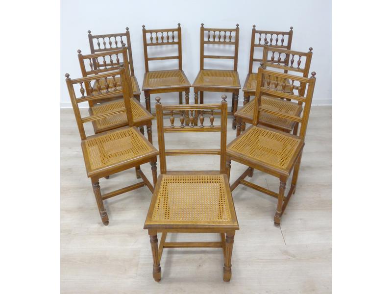 SUITE DE NEUFS CHAISES cannées dossier droit...